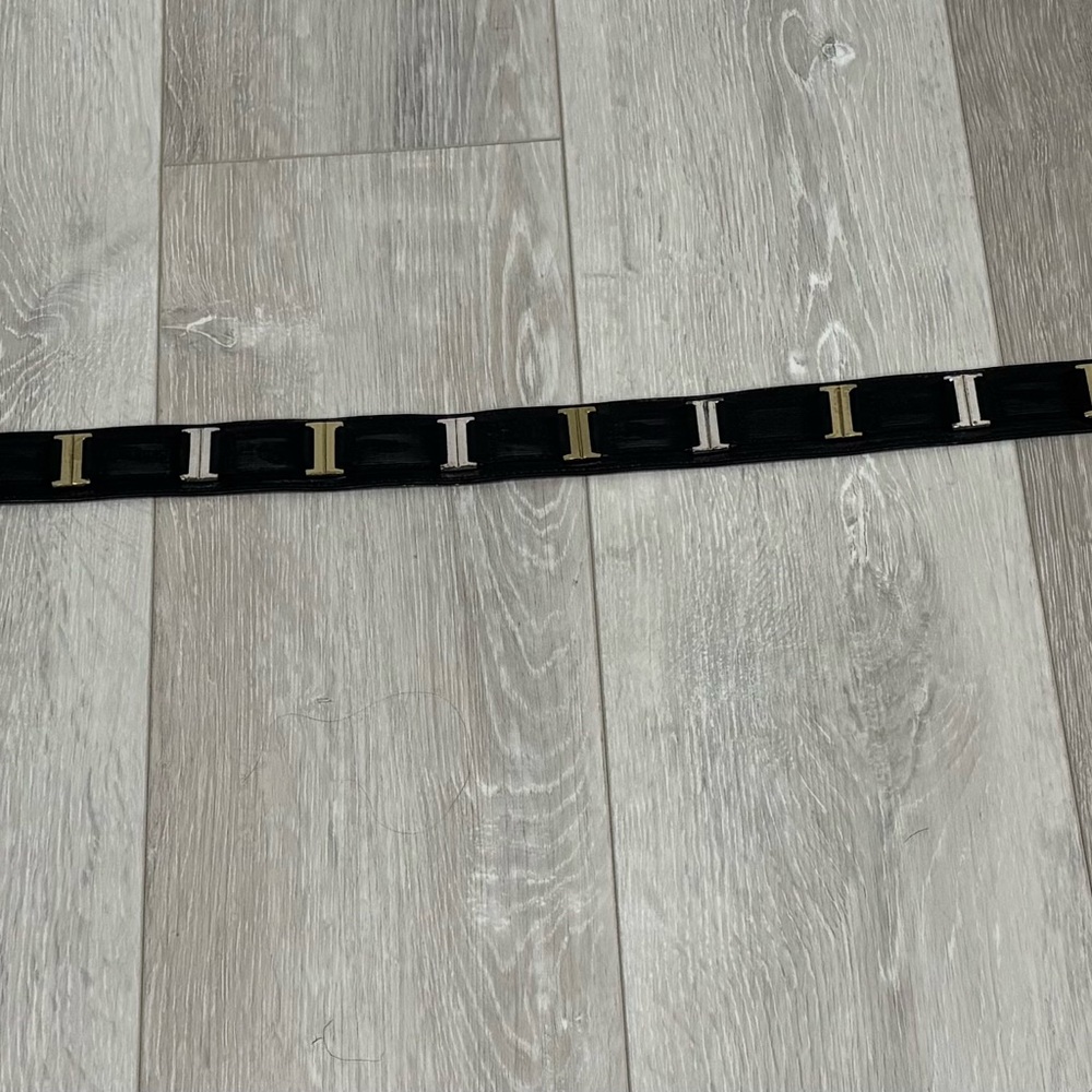 Vintage Cesare Paciotti Black and Gold Belt